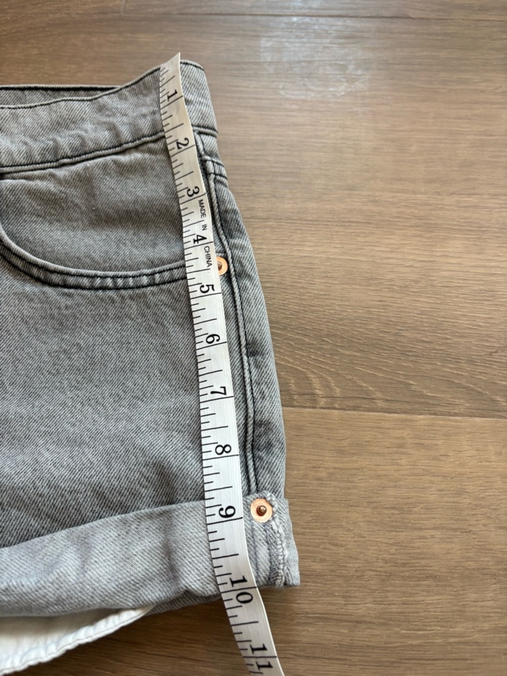 Raey High-Rise Micro Denim Gray Shorts- size 24 - Picture 6 of 7